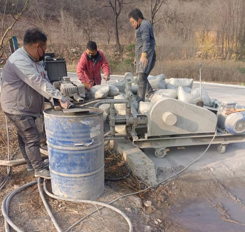 华龙路面下沉注浆